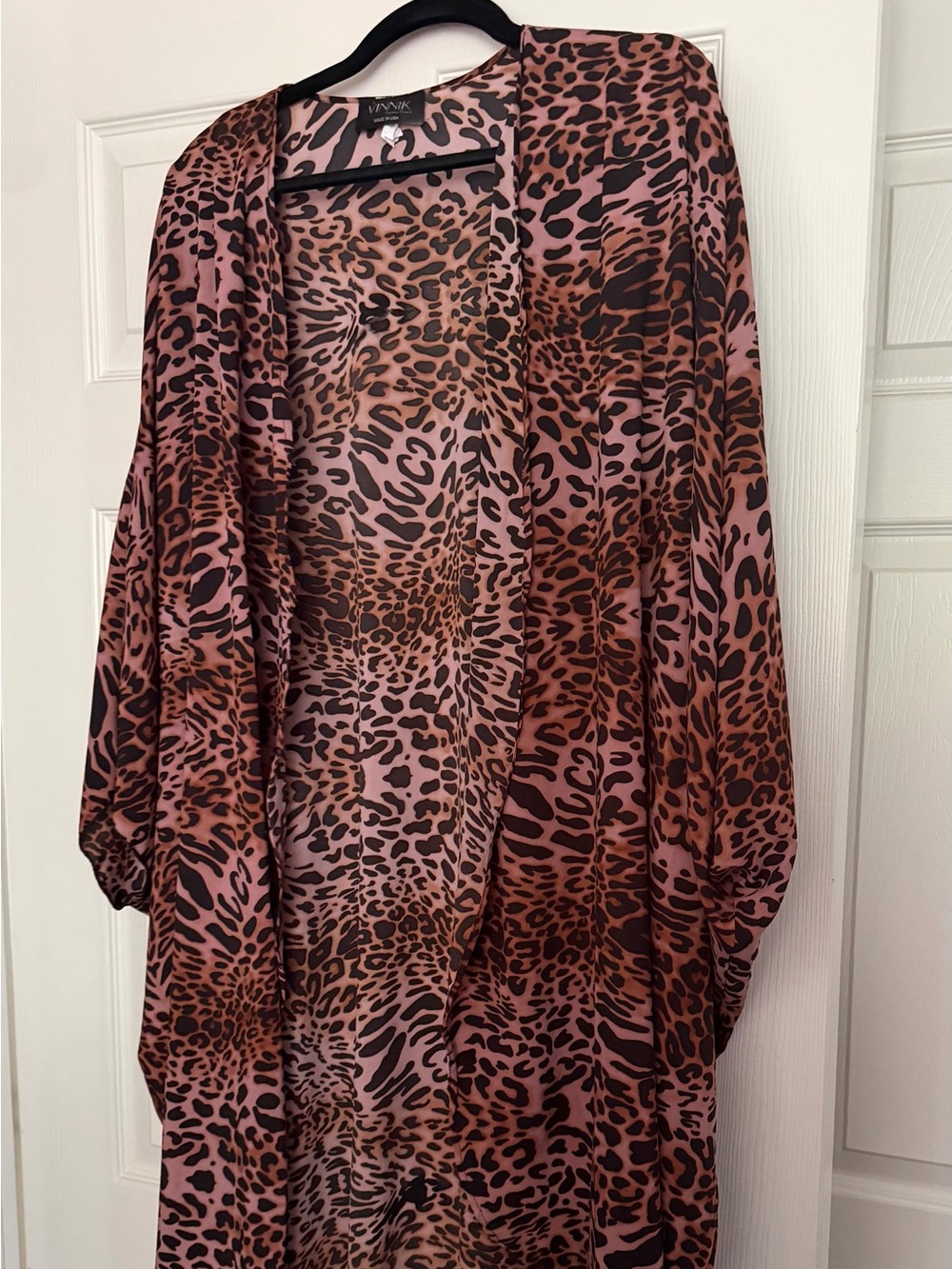 ByVinnik coloratura cape in leopard